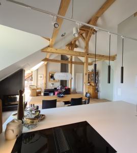 Dachstock weiss matt vorher Tfer